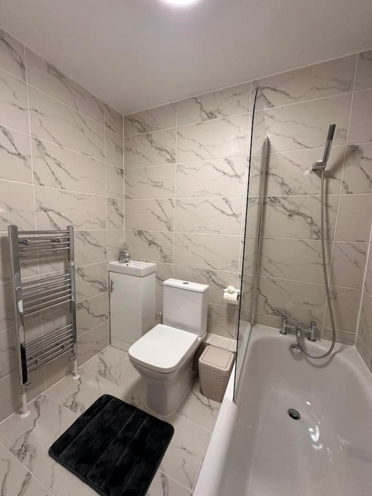 Modern Central London Room Zone1 Екстериор снимка